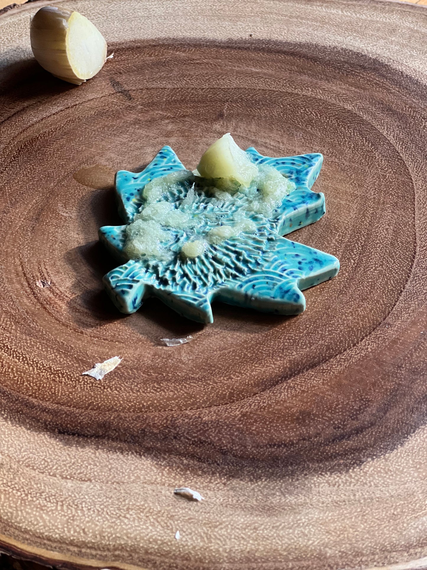 Aug. 27: Local Garlic Braids & Graters -- Moscow