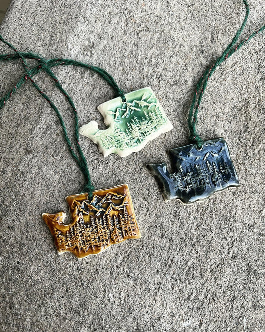 Dec. 6: Holiday Ornament Paint & Sip -- Colfax