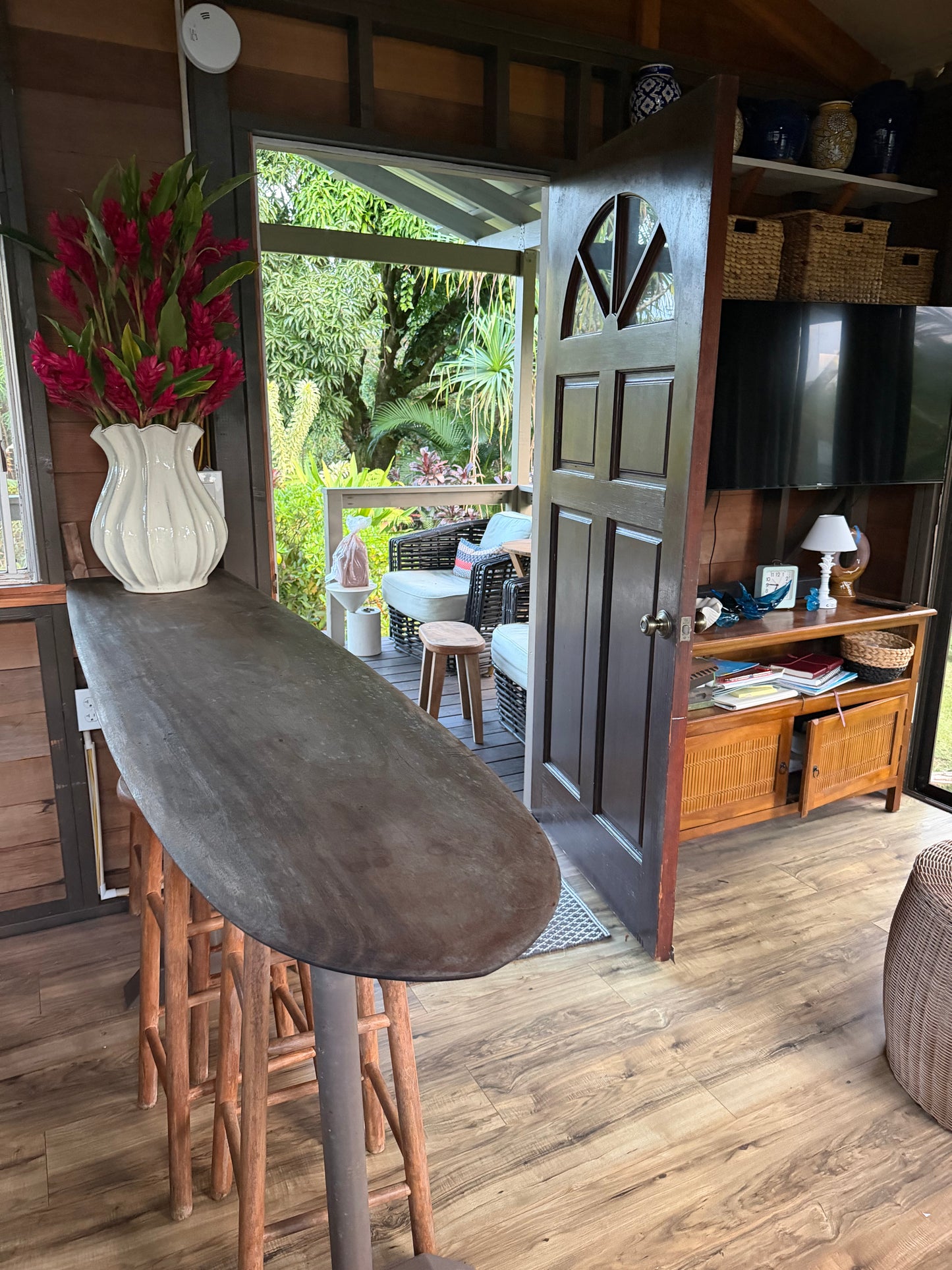 7-Day Off-Grid Artist Retreat — Terracotta Makuu, Big Island of Hawaii