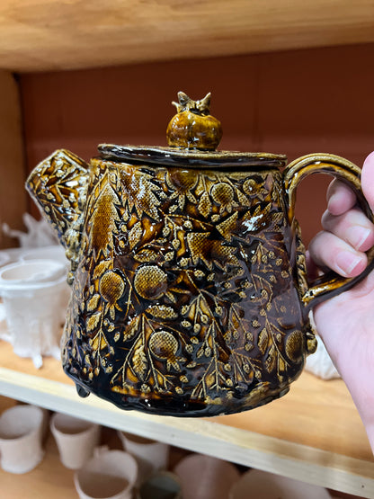 Pour Decisions: A Teapot Workshop